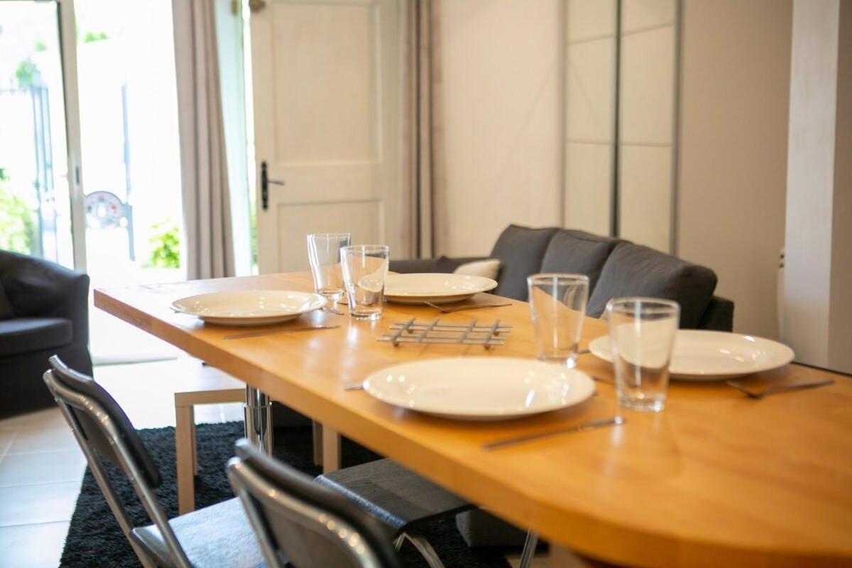 Appart'Hotel L'Arbonnaise - Calme & Chic Arbonne-la-Foret Экстерьер фото