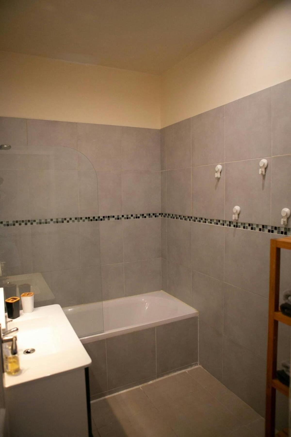 Appart'Hotel L'Arbonnaise - Calme & Chic Arbonne-la-Foret Экстерьер фото